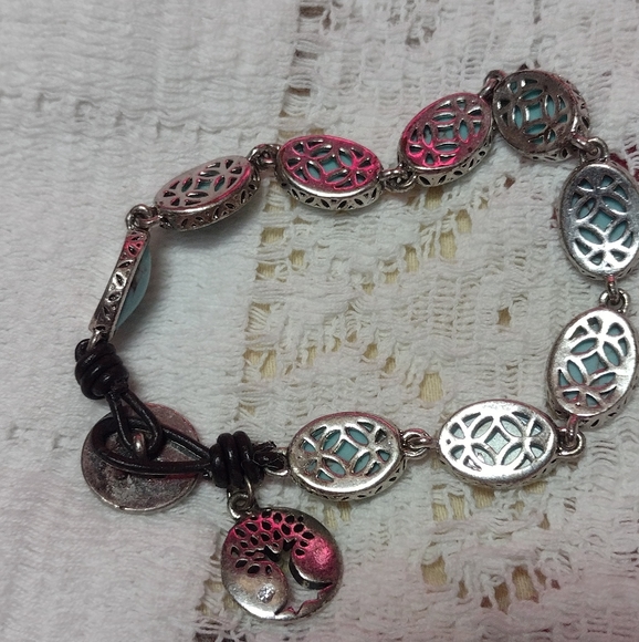 FOSSIL Faux Turquoise Silver Button Bracelet - Picture 4 of 7